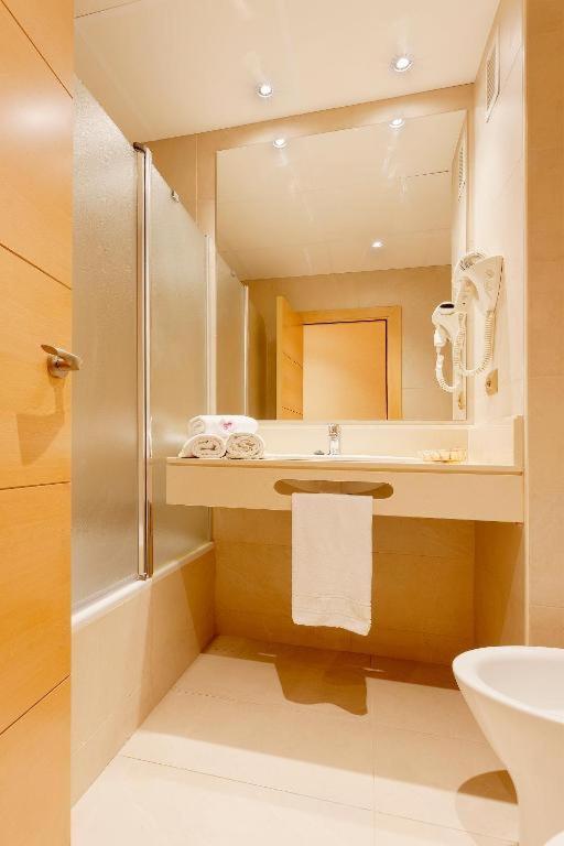 Pimar & Hotel 3*
